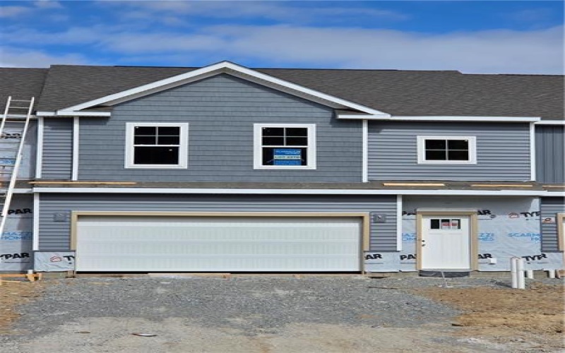 411 Millcreek Ct, West Newton, 15089, 3 Bedroom Bedrooms, ,2.1 BathroomBathrooms,Residential,For Sale,Millcreek Ct,1779395