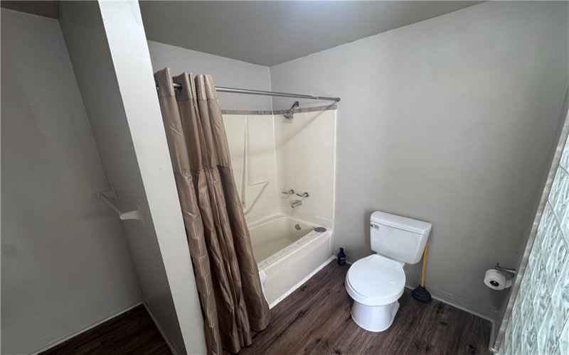 460 4th Ave, New Kensington, 15068, 3 Bedroom Bedrooms, ,1 BathroomBathrooms,Lease,For Rent,4th Ave,1779421
