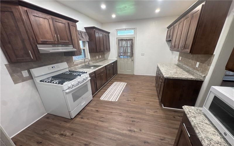 460 4th Ave, New Kensington, 15068, 3 Bedroom Bedrooms, ,1 BathroomBathrooms,Lease,For Rent,4th Ave,1779421