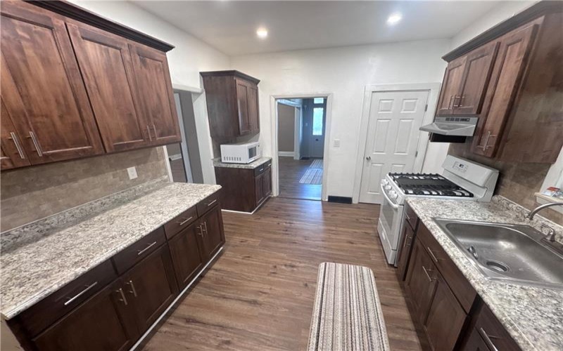 460 4th Ave, New Kensington, 15068, 3 Bedroom Bedrooms, ,1 BathroomBathrooms,Lease,For Rent,4th Ave,1779421