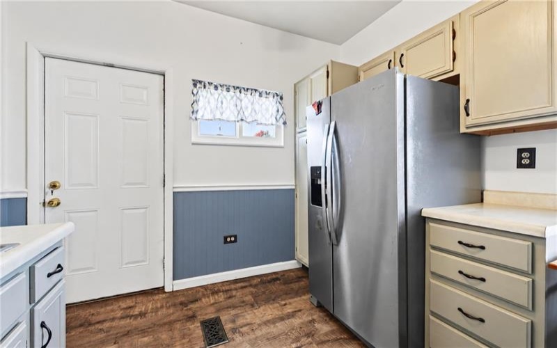 710 Mace Street, 15601, 15601, 3 Bedroom Bedrooms, 11 Room Rooms,2.1 BathroomBathrooms,Residential,For Sale,Mace Street,1779437