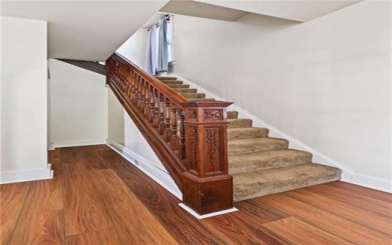 710 Mace Street, 15601, 15601, 3 Bedroom Bedrooms, 11 Room Rooms,2.1 BathroomBathrooms,Residential,For Sale,Mace Street,1779437