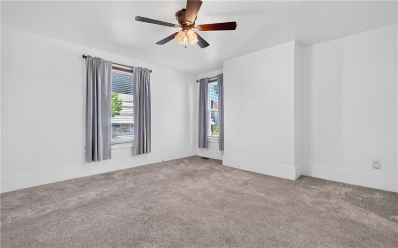 710 Mace Street, 15601, 15601, 3 Bedroom Bedrooms, 11 Room Rooms,2.1 BathroomBathrooms,Residential,For Sale,Mace Street,1779437