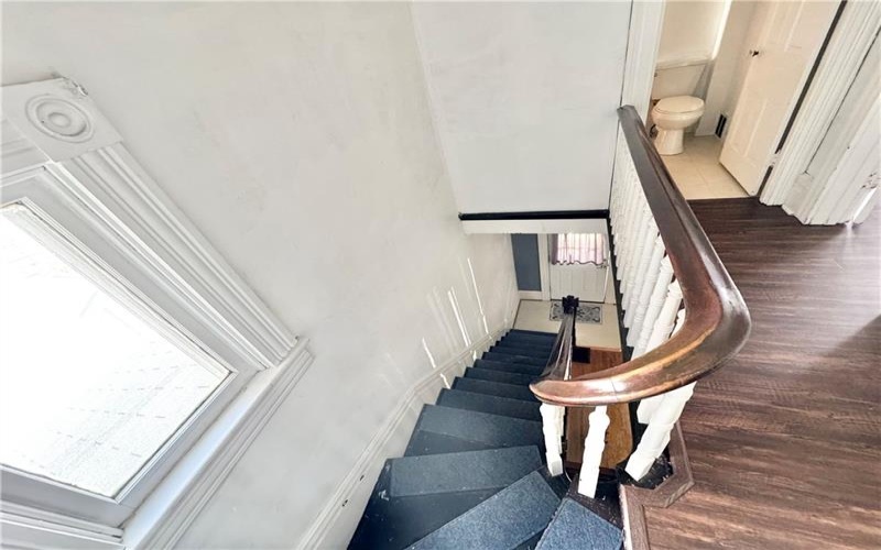 510 Market St, Scottdale, 15683, 4 Bedroom Bedrooms, 7 Room Rooms,2.1 BathroomBathrooms,Residential,For Sale,Market St,1779523