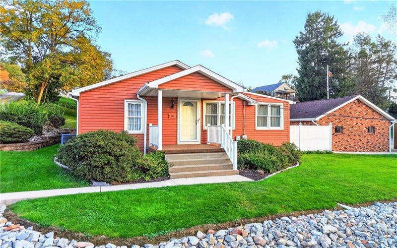 610 Blind Ln, Belle Vernon, 15012, 3 Bedroom Bedrooms, 7 Room Rooms,2 BathroomBathrooms,Residential,For Sale,Blind Ln,1779426