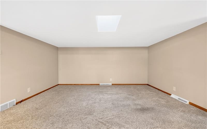 610 Blind Ln, Belle Vernon, 15012, 3 Bedroom Bedrooms, 7 Room Rooms,2 BathroomBathrooms,Residential,For Sale,Blind Ln,1779426