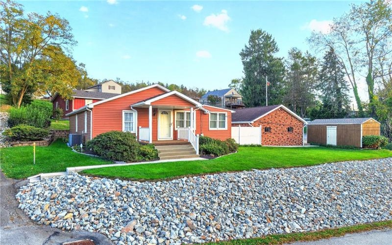 610 Blind Ln, Belle Vernon, 15012, 3 Bedroom Bedrooms, 7 Room Rooms,2 BathroomBathrooms,Residential,For Sale,Blind Ln,1779426