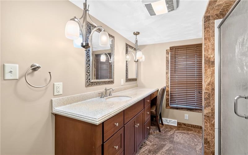 610 Blind Ln, Belle Vernon, 15012, 3 Bedroom Bedrooms, 7 Room Rooms,2 BathroomBathrooms,Residential,For Sale,Blind Ln,1779426
