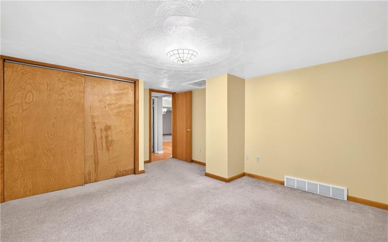 610 Blind Ln, Belle Vernon, 15012, 3 Bedroom Bedrooms, 7 Room Rooms,2 BathroomBathrooms,Residential,For Sale,Blind Ln,1779426