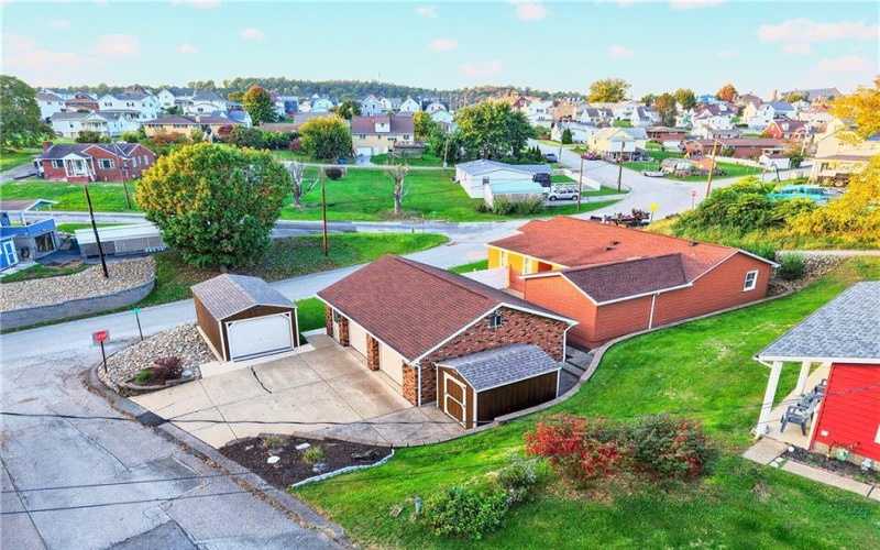 610 Blind Ln, Belle Vernon, 15012, 3 Bedroom Bedrooms, 7 Room Rooms,2 BathroomBathrooms,Residential,For Sale,Blind Ln,1779426