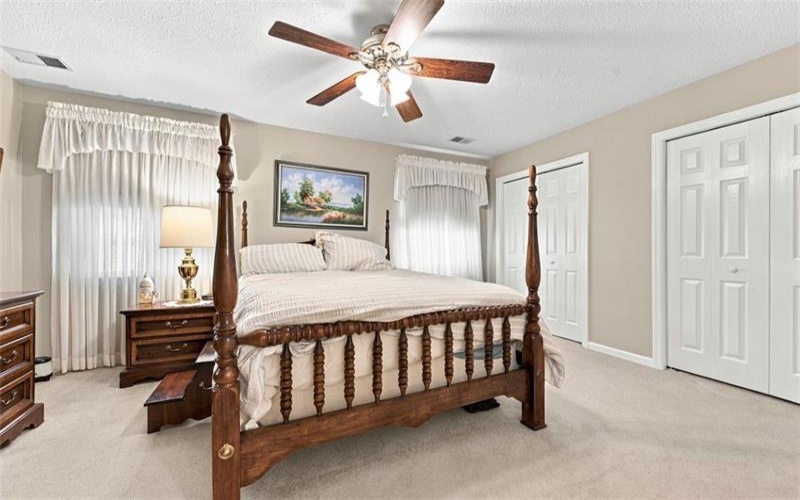 379 Country View Drive, Lower Burrell, 15068, 3 Bedroom Bedrooms, 10 Room Rooms,2 BathroomBathrooms,Residential,For Sale,Country View Drive,1779441