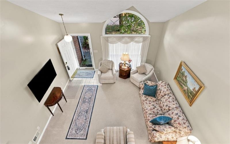 379 Country View Drive, Lower Burrell, 15068, 3 Bedroom Bedrooms, 10 Room Rooms,2 BathroomBathrooms,Residential,For Sale,Country View Drive,1779441