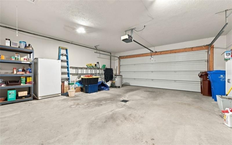 379 Country View Drive, Lower Burrell, 15068, 3 Bedroom Bedrooms, 10 Room Rooms,2 BathroomBathrooms,Residential,For Sale,Country View Drive,1779441
