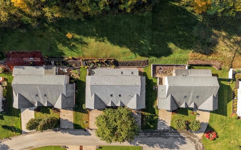 379 Country View Drive, Lower Burrell, 15068, 3 Bedroom Bedrooms, 10 Room Rooms,2 BathroomBathrooms,Residential,For Sale,Country View Drive,1779441