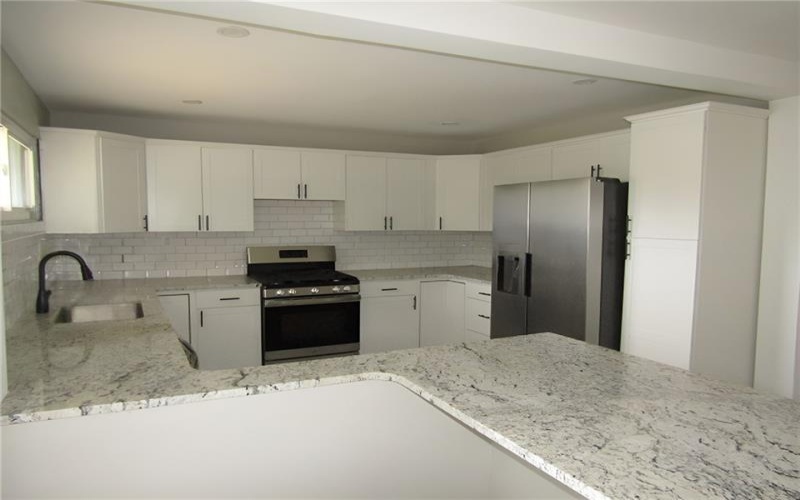 412 Belrose Dr, Rostraver Township, 15012, 4 Bedroom Bedrooms, 8 Room Rooms,2 BathroomBathrooms,Residential,For Sale,Belrose Dr,1779487