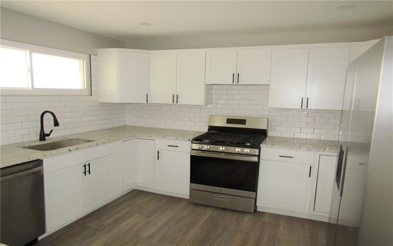 412 Belrose Dr, Rostraver Township, 15012, 4 Bedroom Bedrooms, 8 Room Rooms,2 BathroomBathrooms,Residential,For Sale,Belrose Dr,1779487
