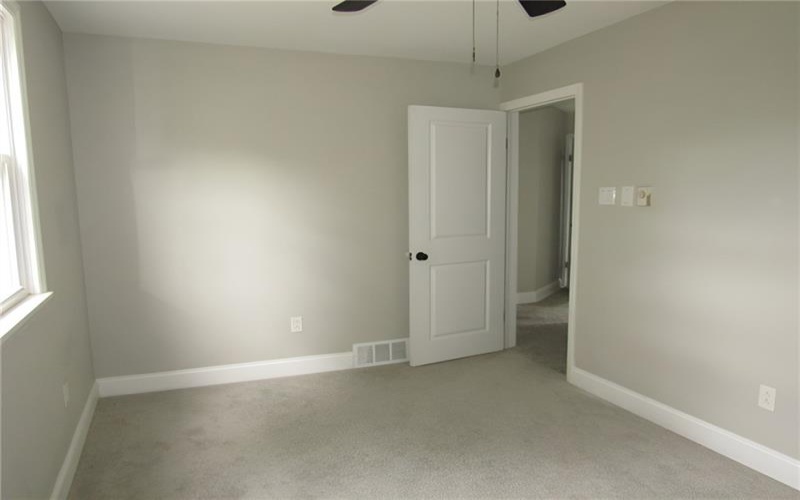 412 Belrose Dr, Rostraver Township, 15012, 4 Bedroom Bedrooms, 8 Room Rooms,2 BathroomBathrooms,Residential,For Sale,Belrose Dr,1779487