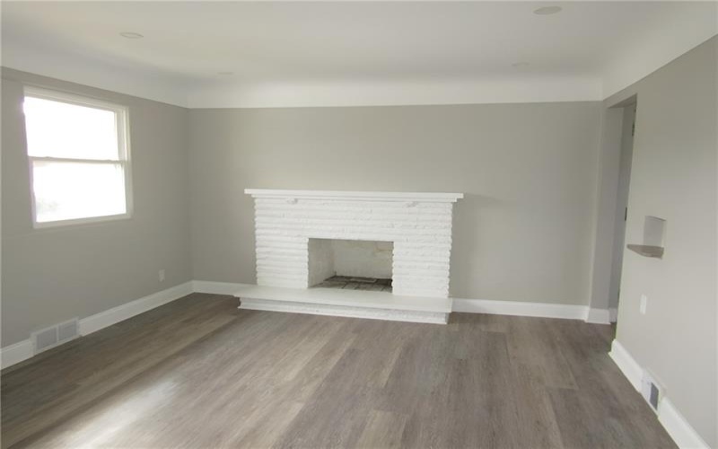 412 Belrose Dr, Rostraver Township, 15012, 4 Bedroom Bedrooms, 8 Room Rooms,2 BathroomBathrooms,Residential,For Sale,Belrose Dr,1779487