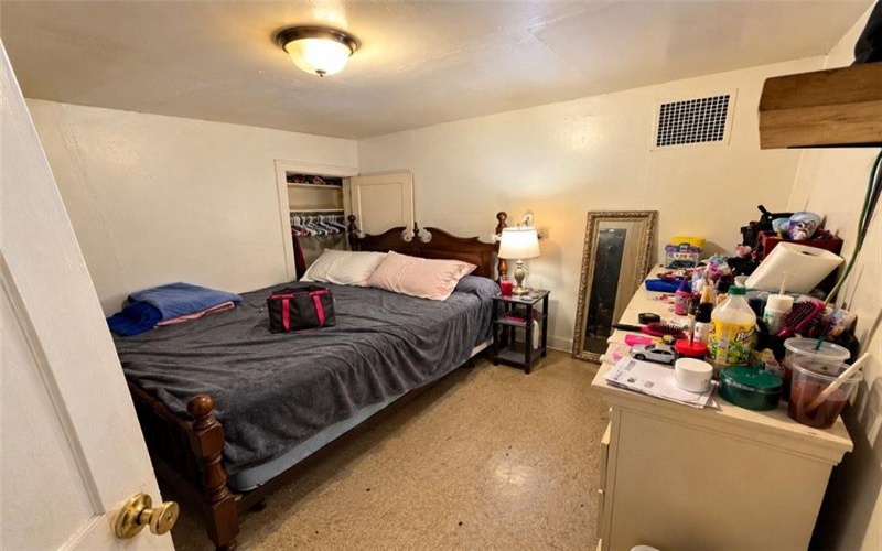 206 Holmes St, Vandergrift, 15690, ,Multi-unit,For Sale,Holmes St,1779496