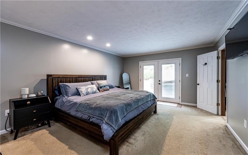 118 Stratford Ct, New Stanton, 15672, 4 Bedroom Bedrooms, 9 Room Rooms,3 BathroomBathrooms,Residential,For Sale,Stratford Ct,1779511
