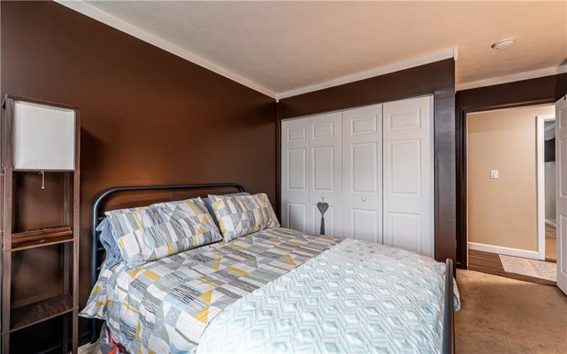 118 Stratford Ct, New Stanton, 15672, 4 Bedroom Bedrooms, 9 Room Rooms,3 BathroomBathrooms,Residential,For Sale,Stratford Ct,1779511