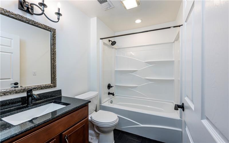 563 Sunview Cir, Latrobe, 15650, 3 Bedroom Bedrooms, 7 Room Rooms,2 BathroomBathrooms,Residential,For Sale,Sunview Cir,1779532