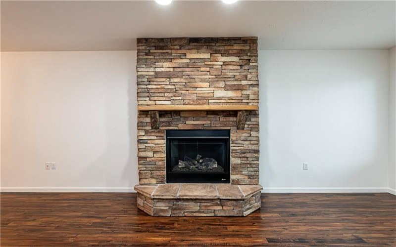 563 Sunview Cir, Latrobe, 15650, 3 Bedroom Bedrooms, 7 Room Rooms,2 BathroomBathrooms,Residential,For Sale,Sunview Cir,1779532