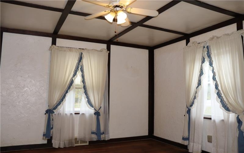 1298 Route 30, Laughlintown, 15655, 3 Bedroom Bedrooms, 8 Room Rooms,2 BathroomBathrooms,Residential,For Sale,Route 30,1779546