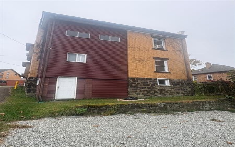 52 1st STREET, Jeannette, 15644, ,Multi-unit,For Sale,1st,1779596