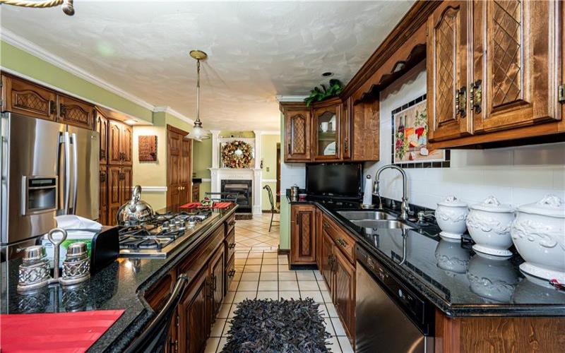 122 Farmington Pl, Greensburg, 15601, 4 Bedroom Bedrooms, ,4 BathroomBathrooms,Residential,For Sale,Farmington Pl,1779616