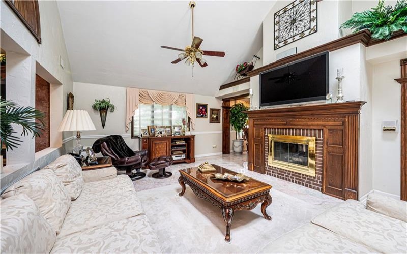 122 Farmington Pl, Greensburg, 15601, 4 Bedroom Bedrooms, ,4 BathroomBathrooms,Residential,For Sale,Farmington Pl,1779616