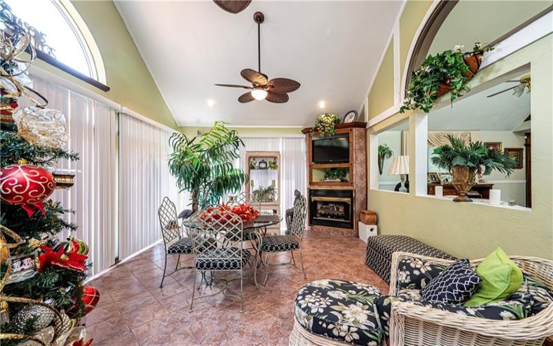 122 Farmington Pl, Greensburg, 15601, 4 Bedroom Bedrooms, ,4 BathroomBathrooms,Residential,For Sale,Farmington Pl,1779616