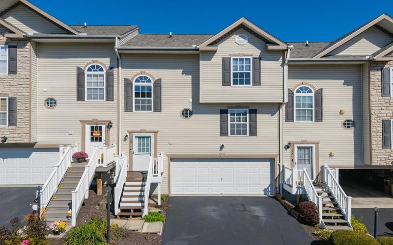 123 Manor View Drive, Manor, 15665, 3 Bedroom Bedrooms, 7 Room Rooms,2.1 BathroomBathrooms,Residential,For Sale,Manor View Drive,1779636