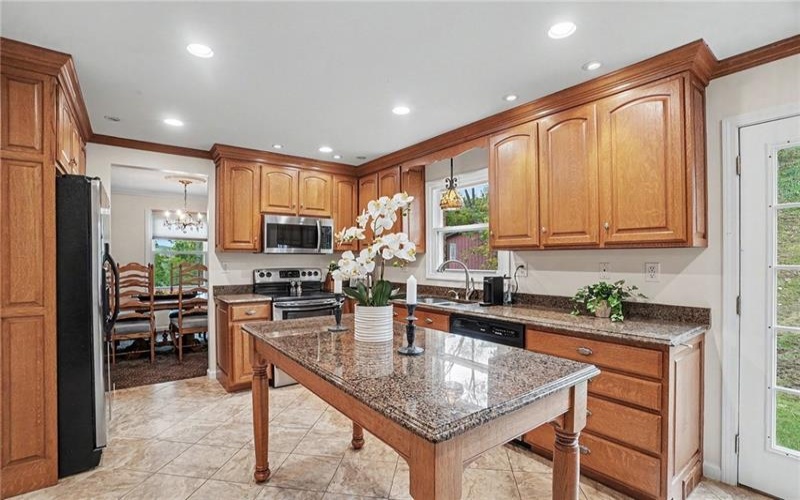29 Woodland Road, Hickory, 15340, 4 Bedroom Bedrooms, 11 Room Rooms,2.1 BathroomBathrooms,Residential,For Sale,Woodland Road,1779142