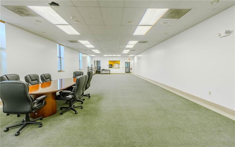 129 Pennsylvania Ave, Greensburg, 15601, ,Commercial-industrial-business,For Sale,Pennsylvania Ave,1779883