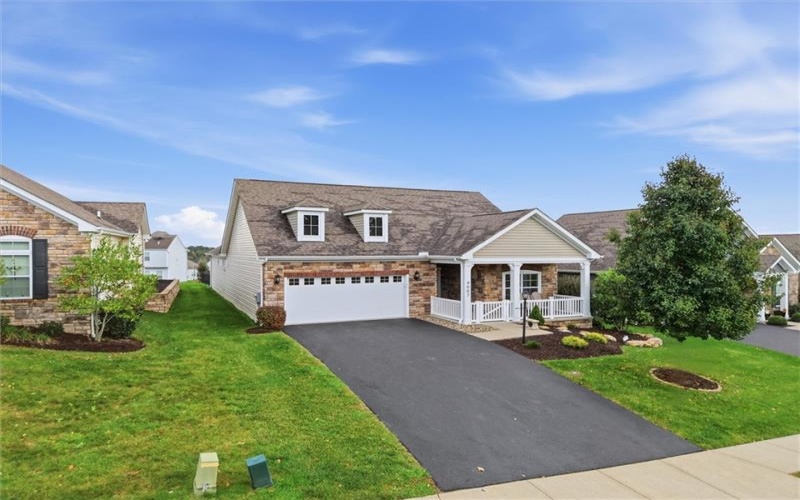 4007 Sir James Dr, Mc Donald, 15057, 3 Bedroom Bedrooms, ,2 BathroomBathrooms,Residential,For Sale,Sir James Dr,1779352