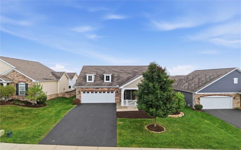 4007 Sir James Dr, Mc Donald, 15057, 3 Bedroom Bedrooms, ,2 BathroomBathrooms,Residential,For Sale,Sir James Dr,1779352