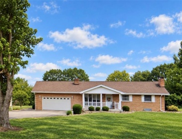 518 Mountainview Street, Mt Pleasant, 15666, 3 Bedroom Bedrooms, 8 Room Rooms,1.1 BathroomBathrooms,Residential,For Sale,Mountainview Street,1780863
